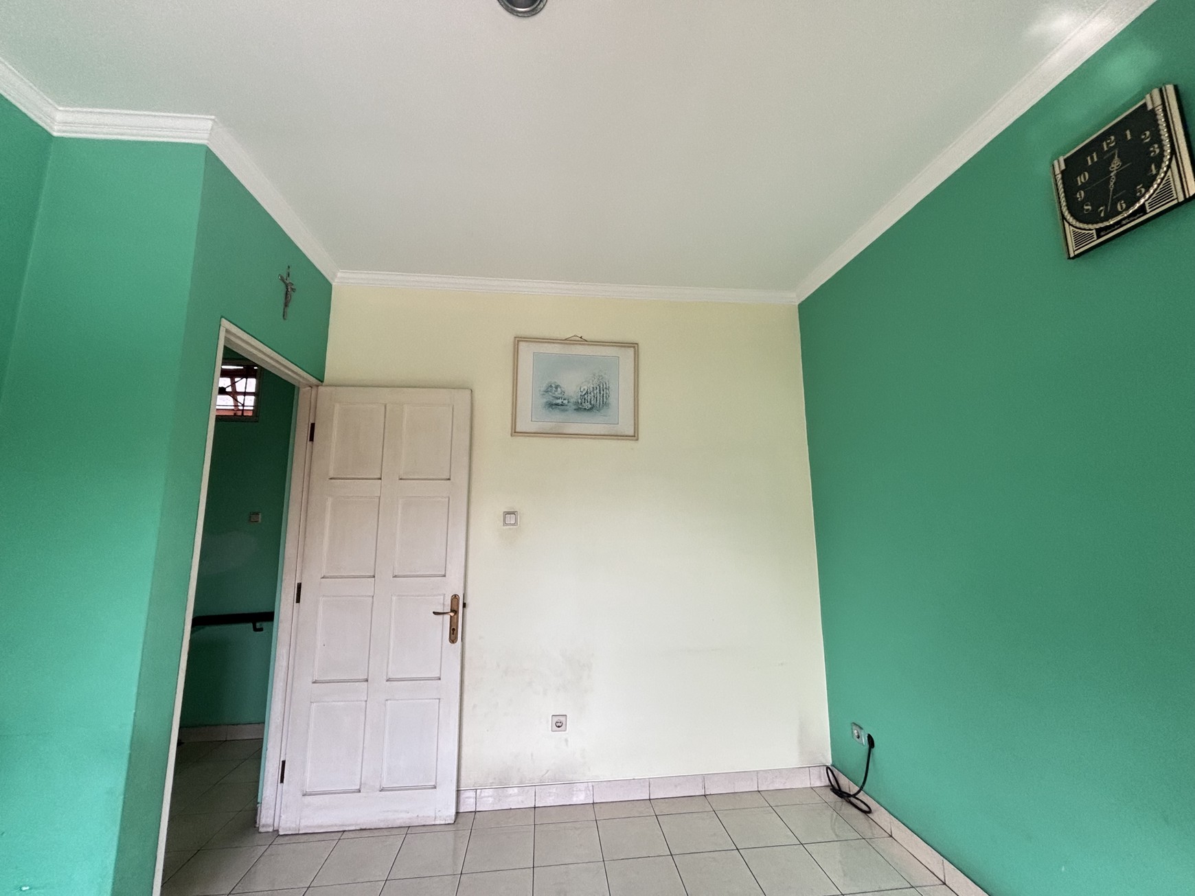 Rumah 2 Lantai Siap Huni  di Kota Wisata Cibubur