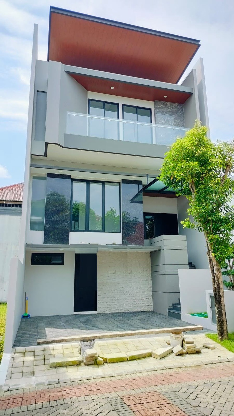 Rumah Dijual Alam Hijau Citraland Sambikerep Surabaya Barat 