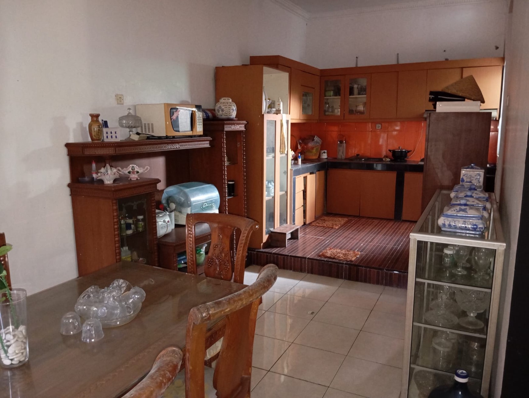 Rumah Minimalis Sangat Terawat Siap Huni Di Dukuh Zambrud Bekasi