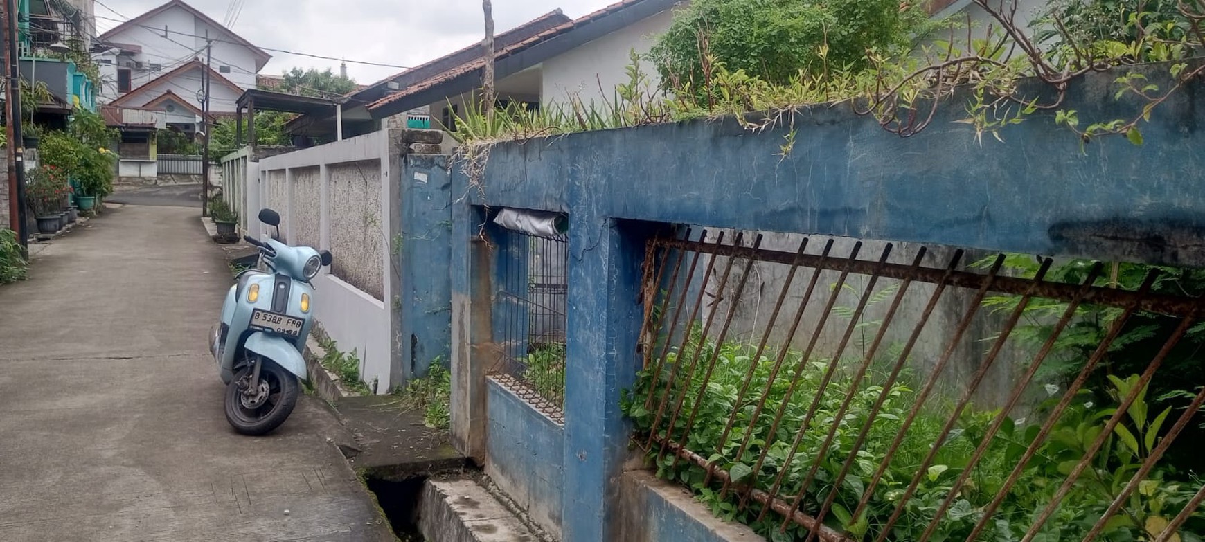 Rumah Ikan Pemancingan Murah Strategis Bebas Banjir Di Jaka Setia Galaxy
