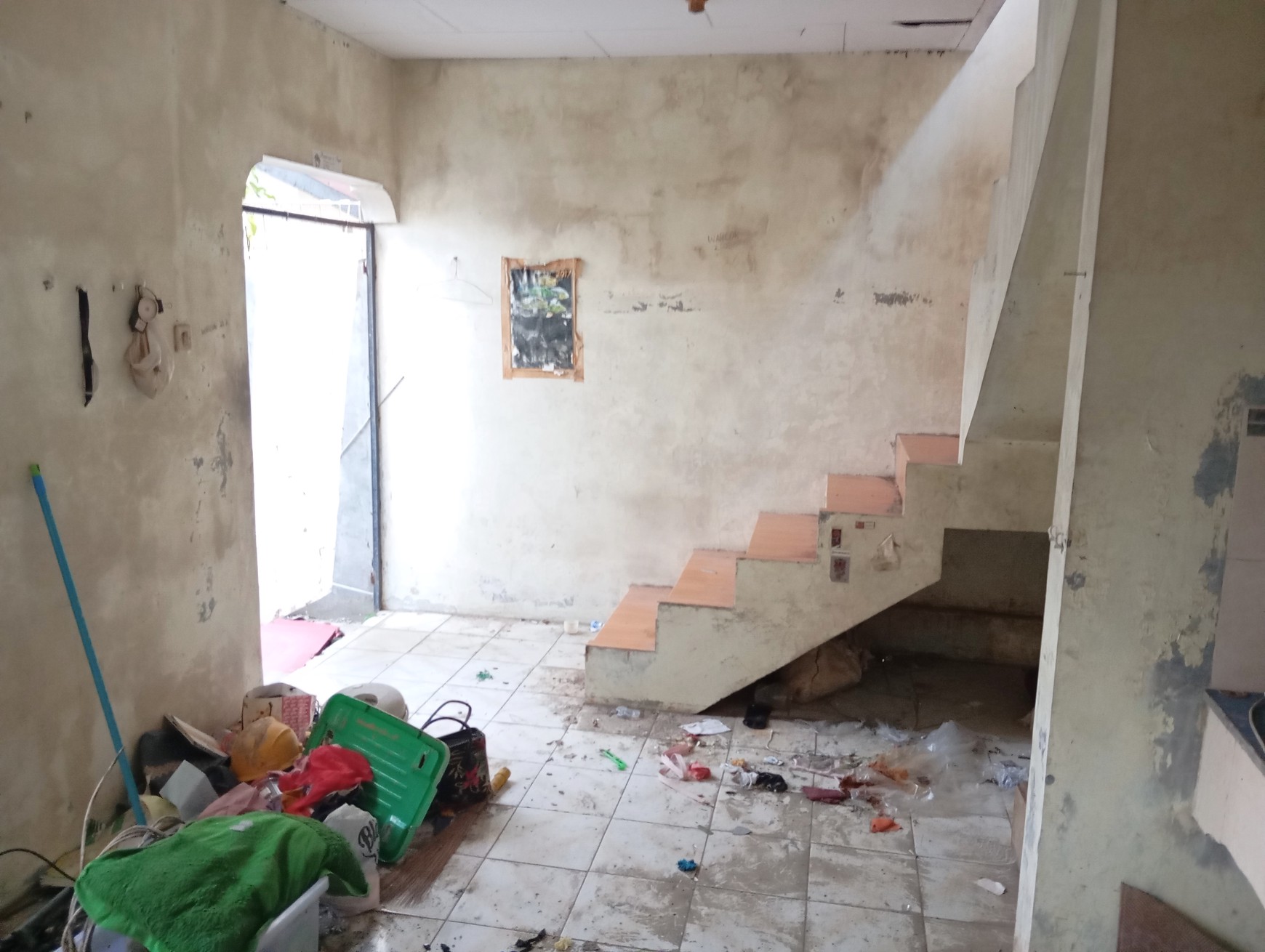 Rumah Ikan Pemancingan Murah Strategis Bebas Banjir Di Jaka Setia Galaxy
