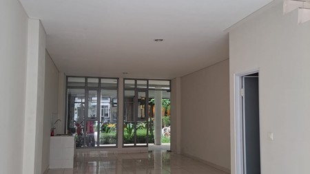 MURAH JARANG ADA Ruko 3 lantai 2 muka di Piazza MOZIA LOOP BSD City Tangerang