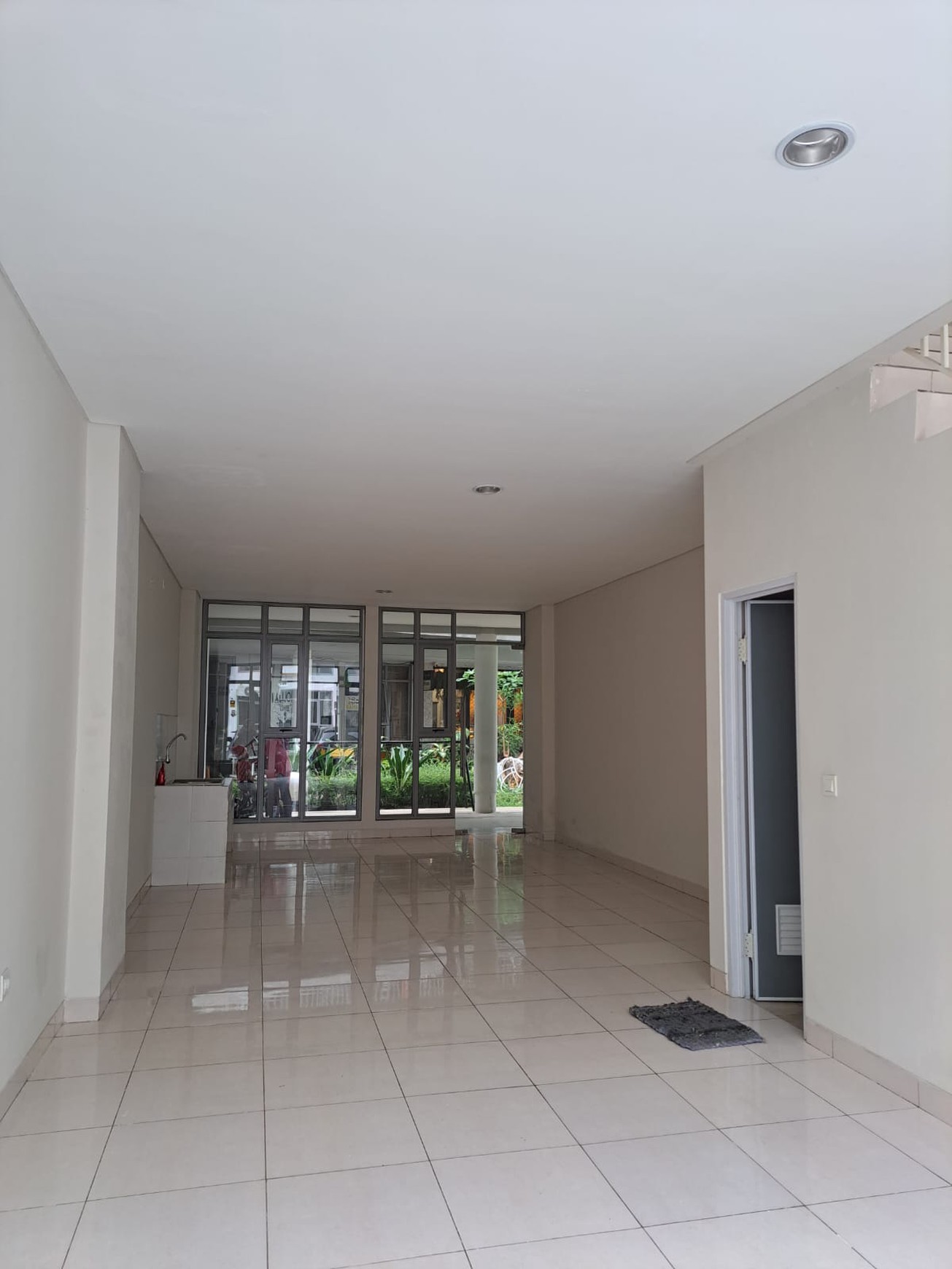 MURAH JARANG ADA Ruko 3 lantai 2 muka di Piazza MOZIA LOOP BSD City Tangerang