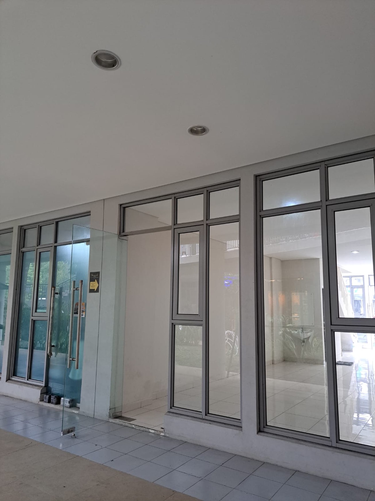 MURAH JARANG ADA Ruko 3 lantai 2 muka di Piazza MOZIA LOOP BSD City Tangerang