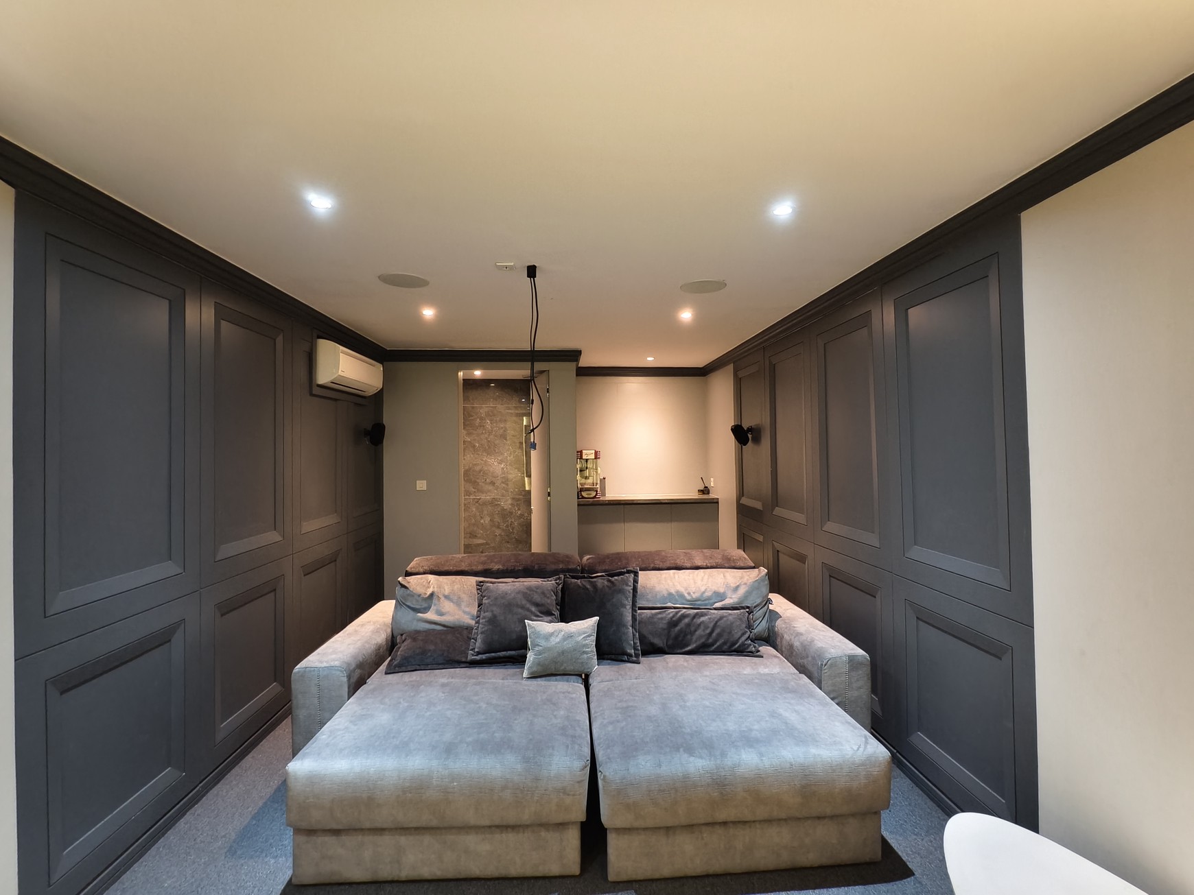 Istimewa. Rumah mewah Nava Park Lancewood BSD, ada pool..