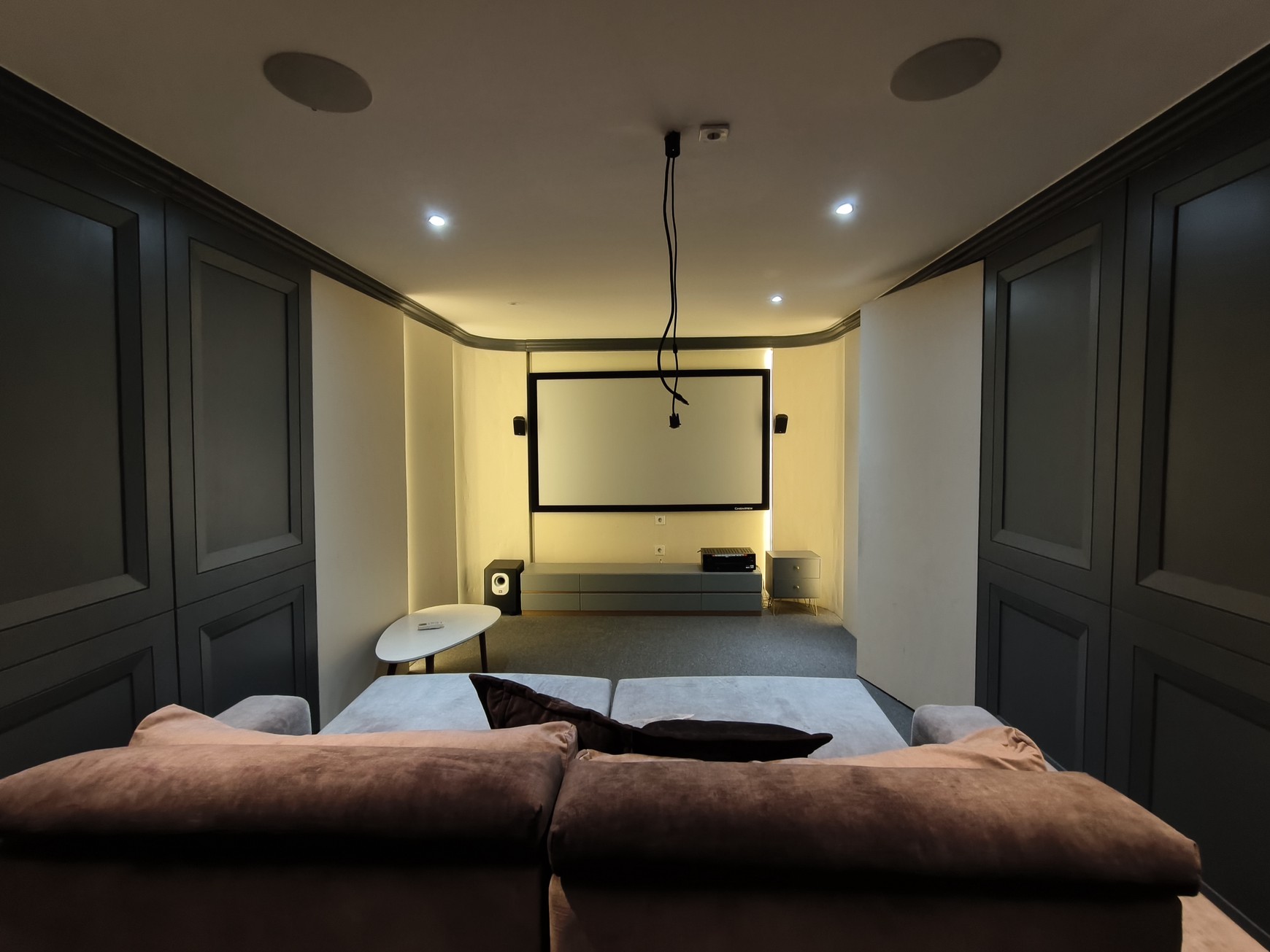 Istimewa. Rumah mewah Nava Park Lancewood BSD, ada pool.. 