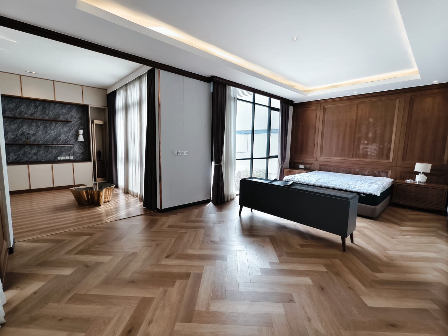 Istimewa. Rumah mewah Nava Park Lancewood BSD, ada pool.. 