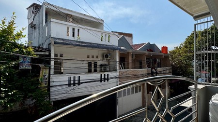 Dijual Rumah Strategis di Johar Baru, Jakarta Pusat - Cocok untuk Hunian Keluarga dan Investasi