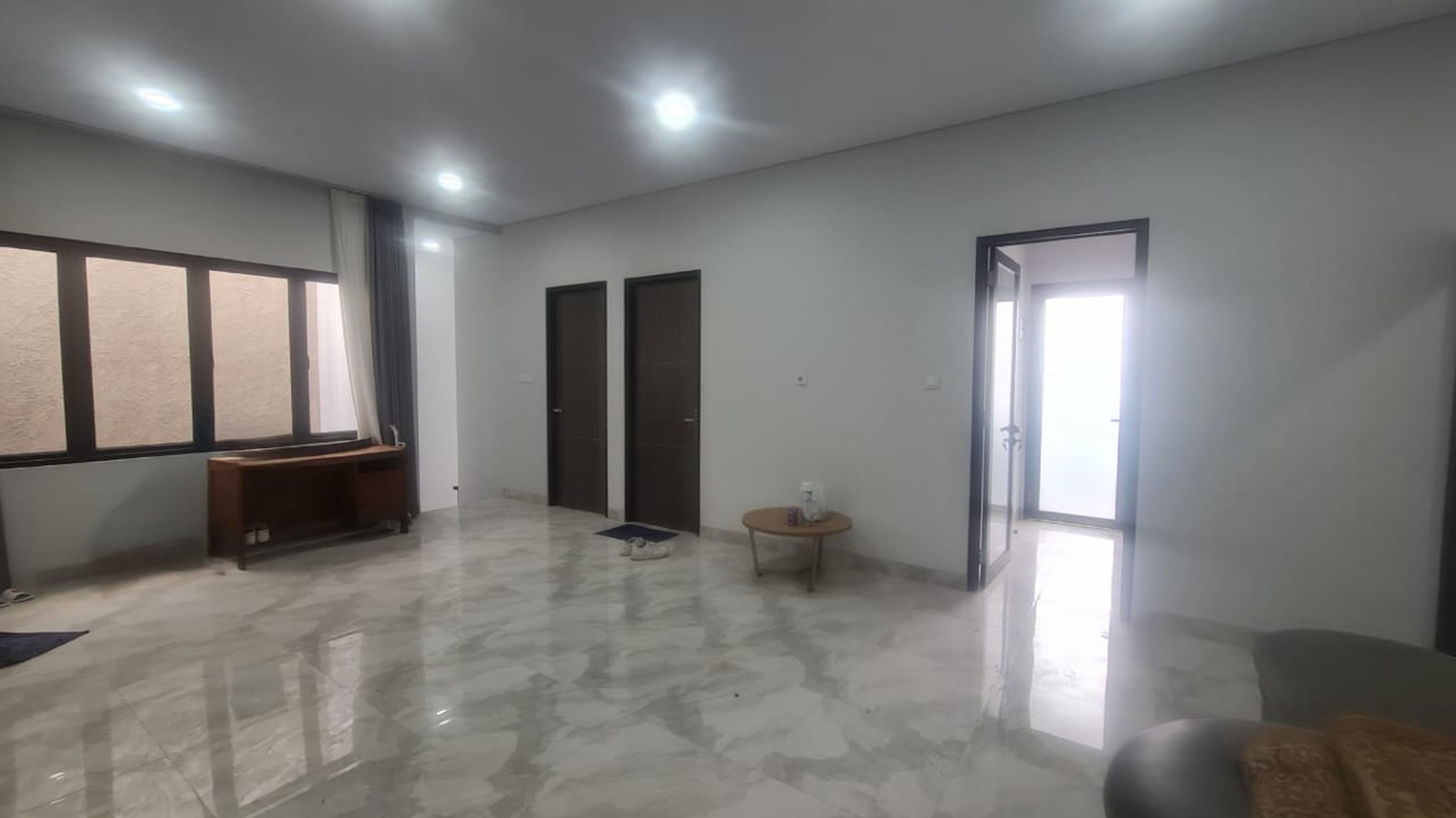 Rumah Tinggal 2 Lantai di Menteng Dalam Jaksel