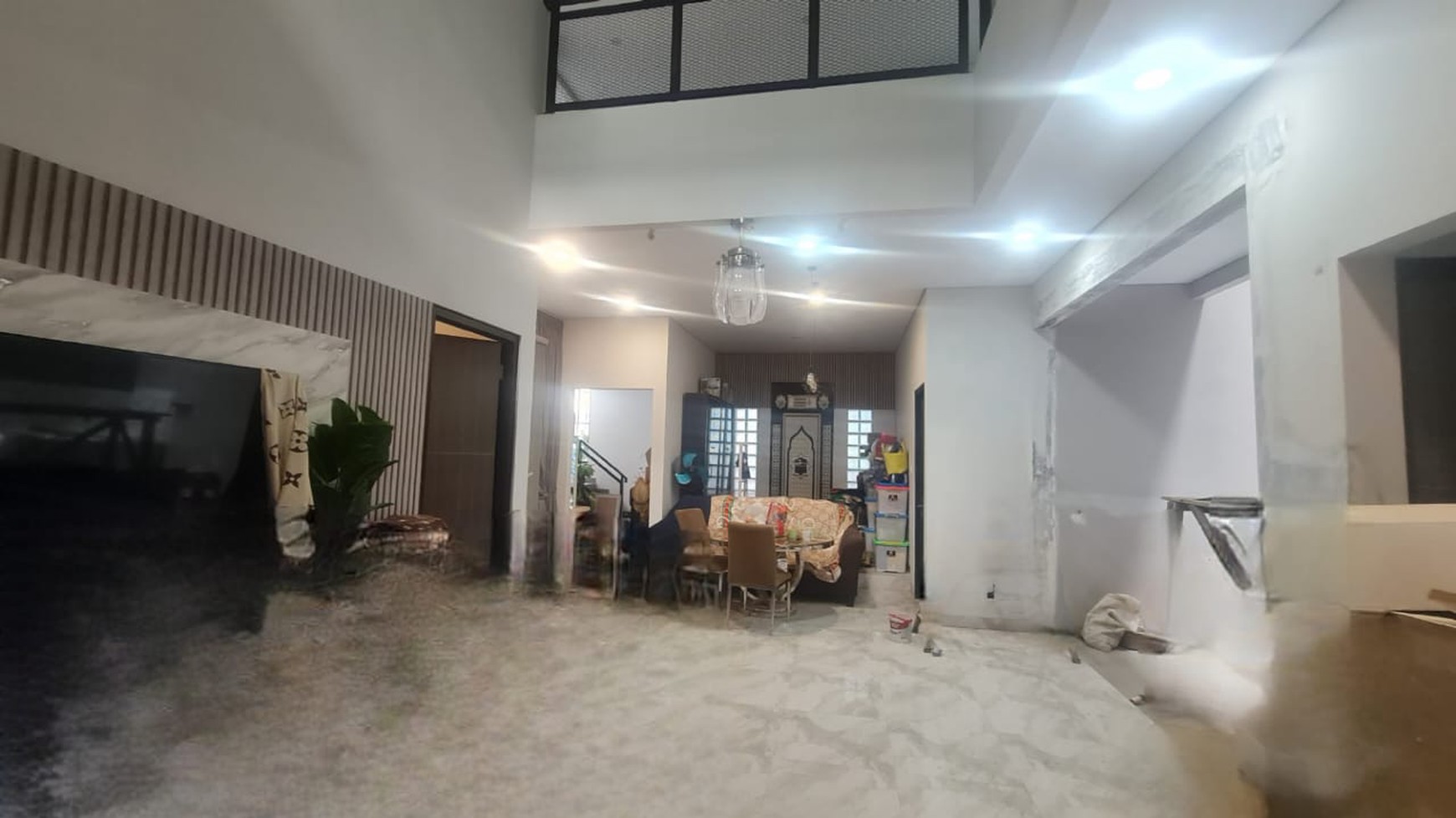 Rumah Tinggal 2 Lantai di Menteng Dalam Jaksel