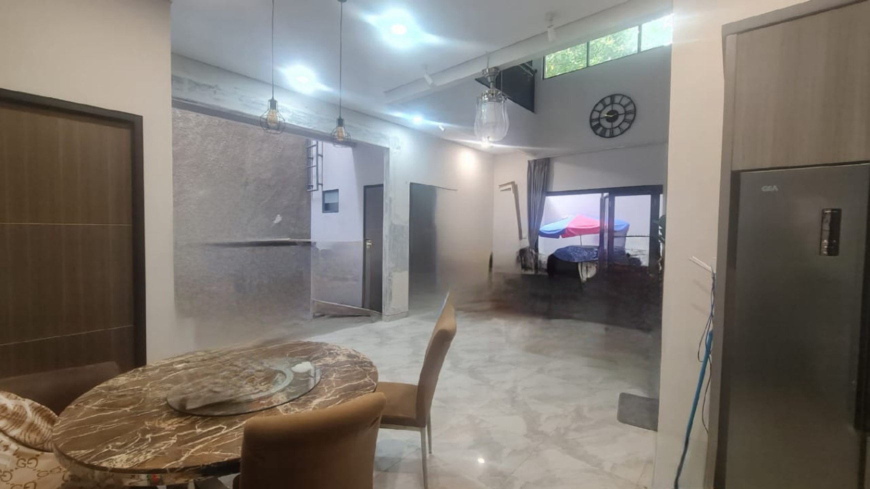 Rumah Tinggal 2 Lantai di Menteng Dalam Jaksel