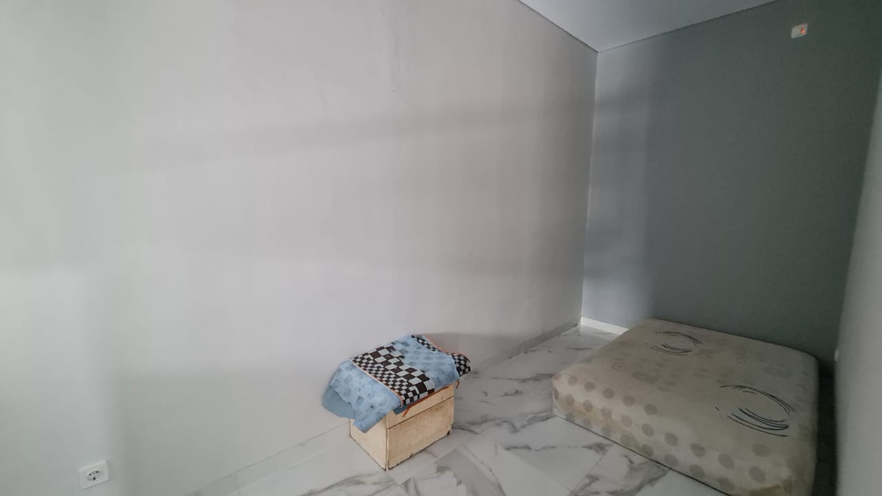 Rumah Tinggal 2 Lantai di Menteng Dalam Jaksel