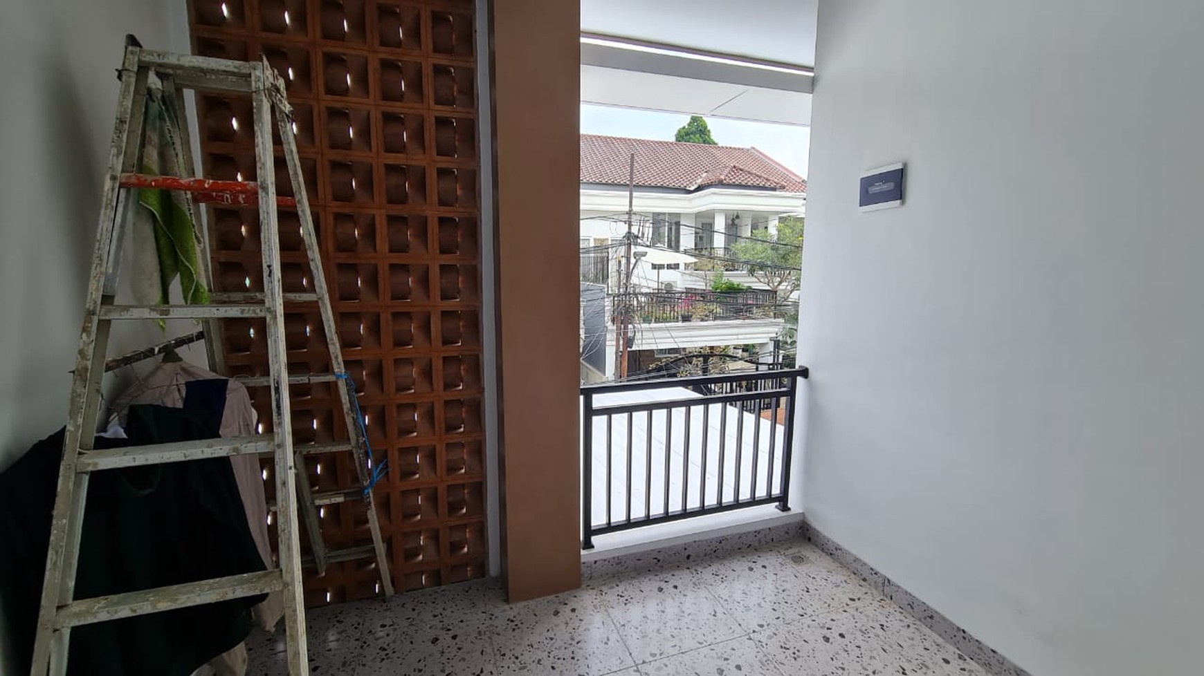 Rumah Tinggal 2 Lantai di Menteng Dalam Jaksel
