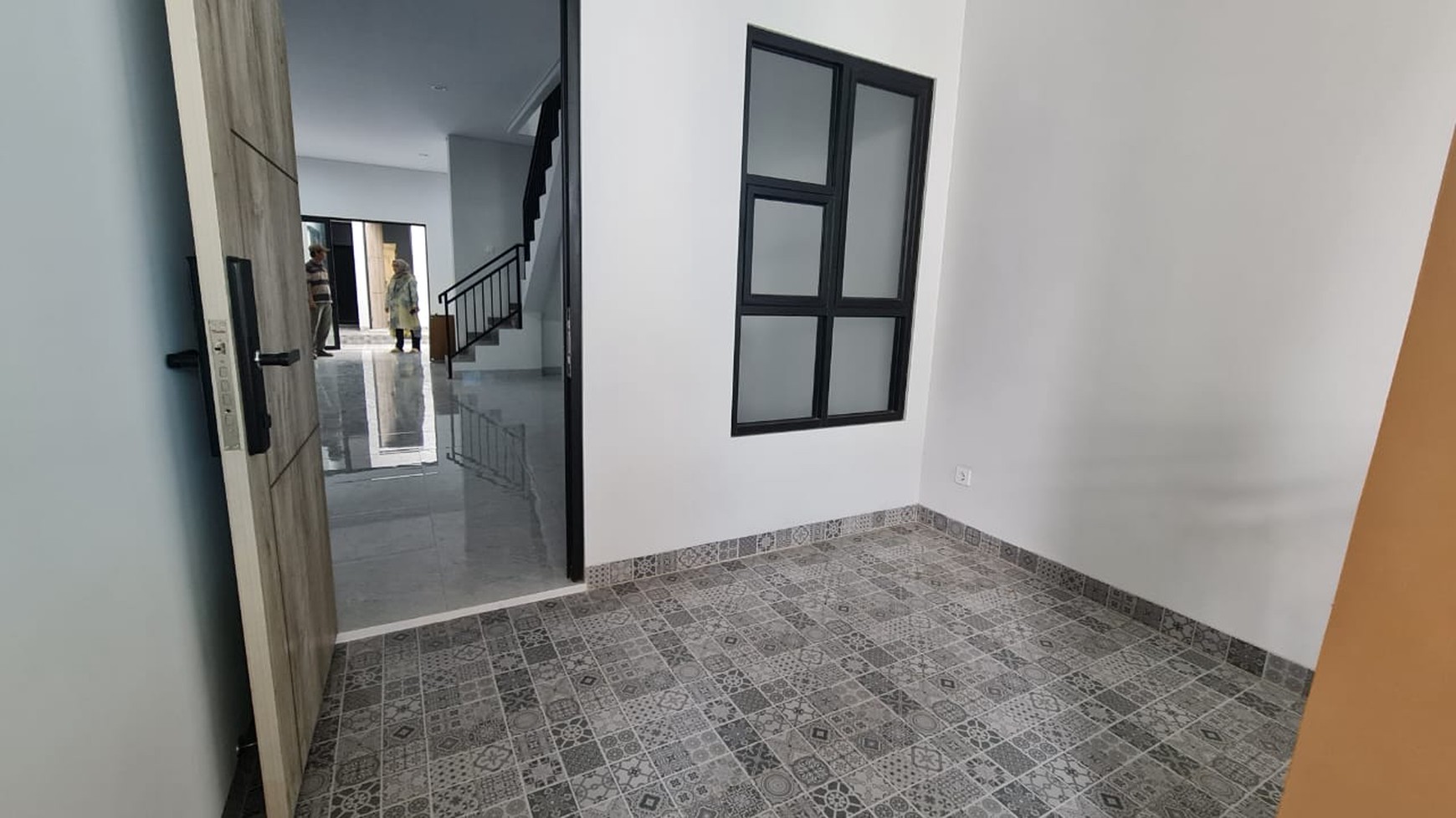 Rumah Tinggal 2 Lantai di Menteng Dalam Jaksel
