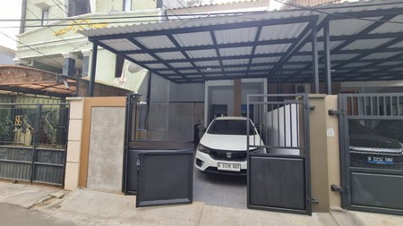 Rumah Tinggal 2 Lantai di Menteng Dalam Jaksel