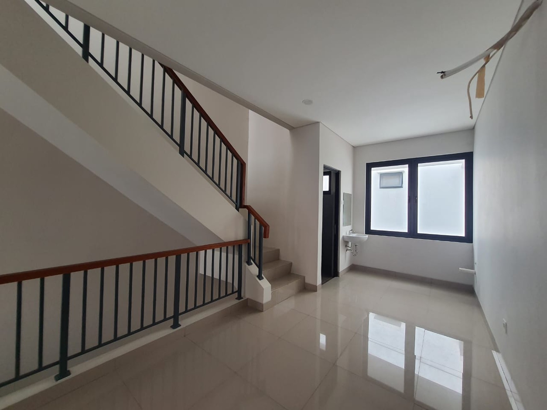 Ruko 2.5 Lantai Madison Down Town Kota Wisata