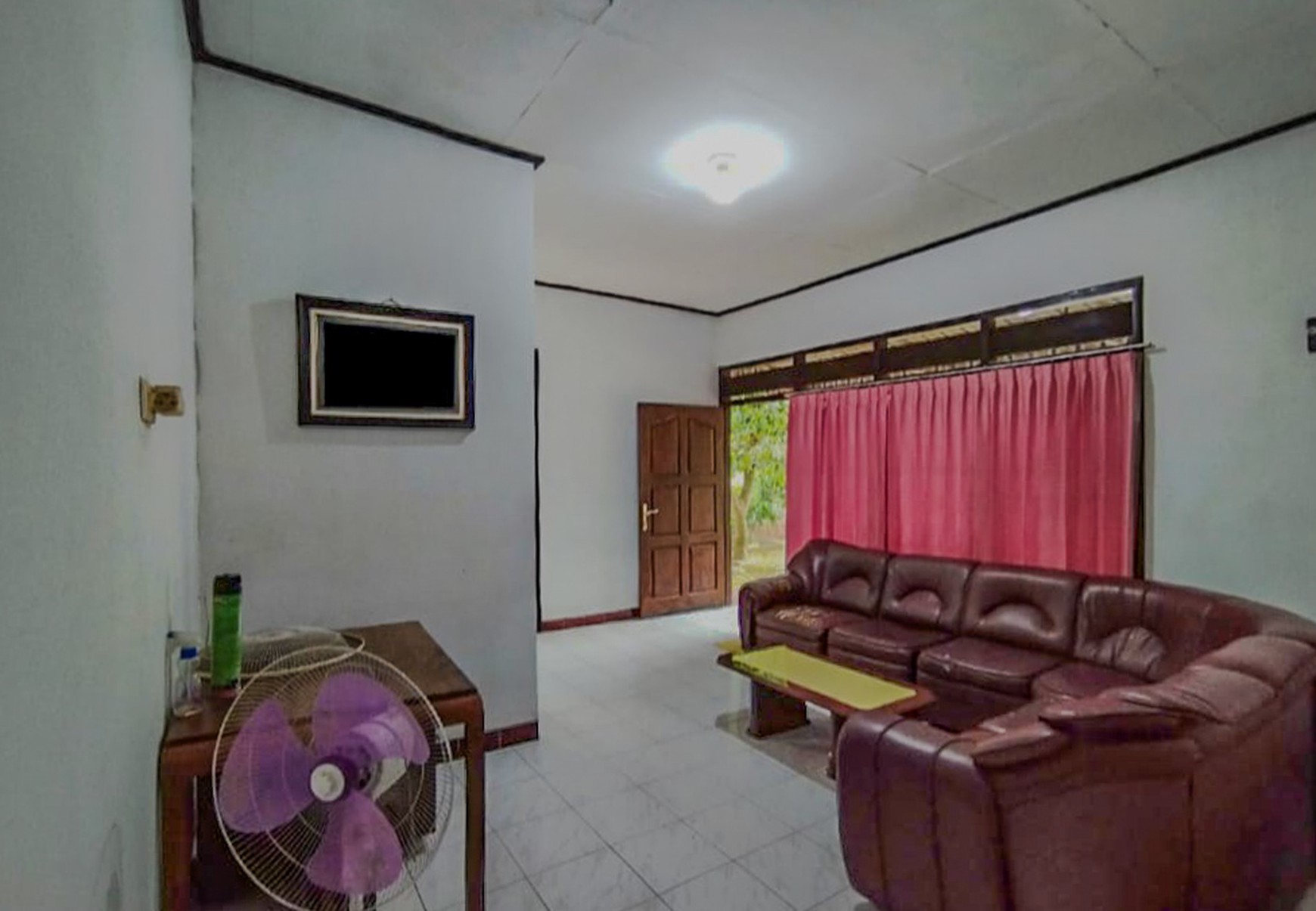 RUMAH HOMEY DEKAT TAWANGMANGU, AKSES MUDAH DARI GONDANGREJO, SOLO