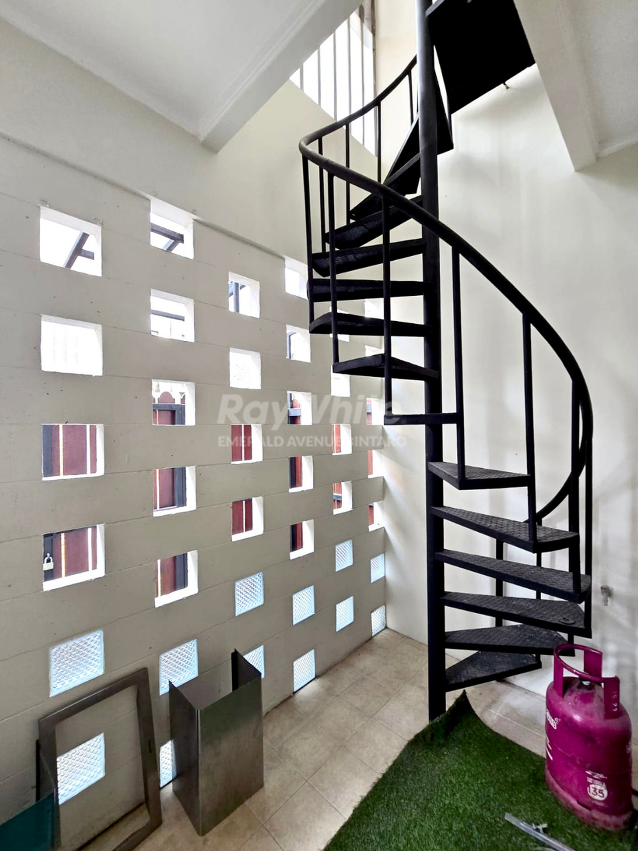 Rumah 2 Lantai 4KT di District Discovery Terra Bintaro Jaya Dekat Sekolah Internasional