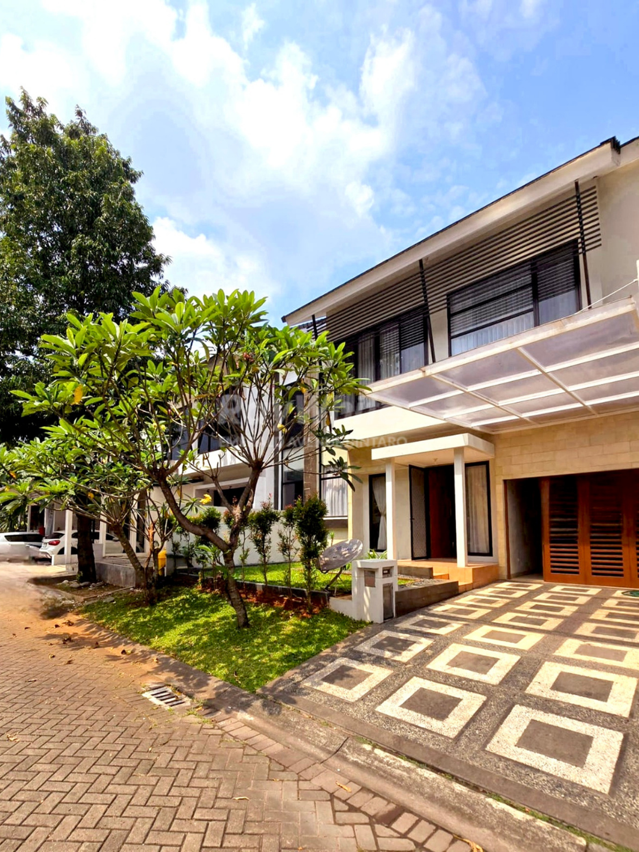 Rumah 2 Lantai 4KT di District Discovery Terra Bintaro Jaya Dekat Sekolah Internasional