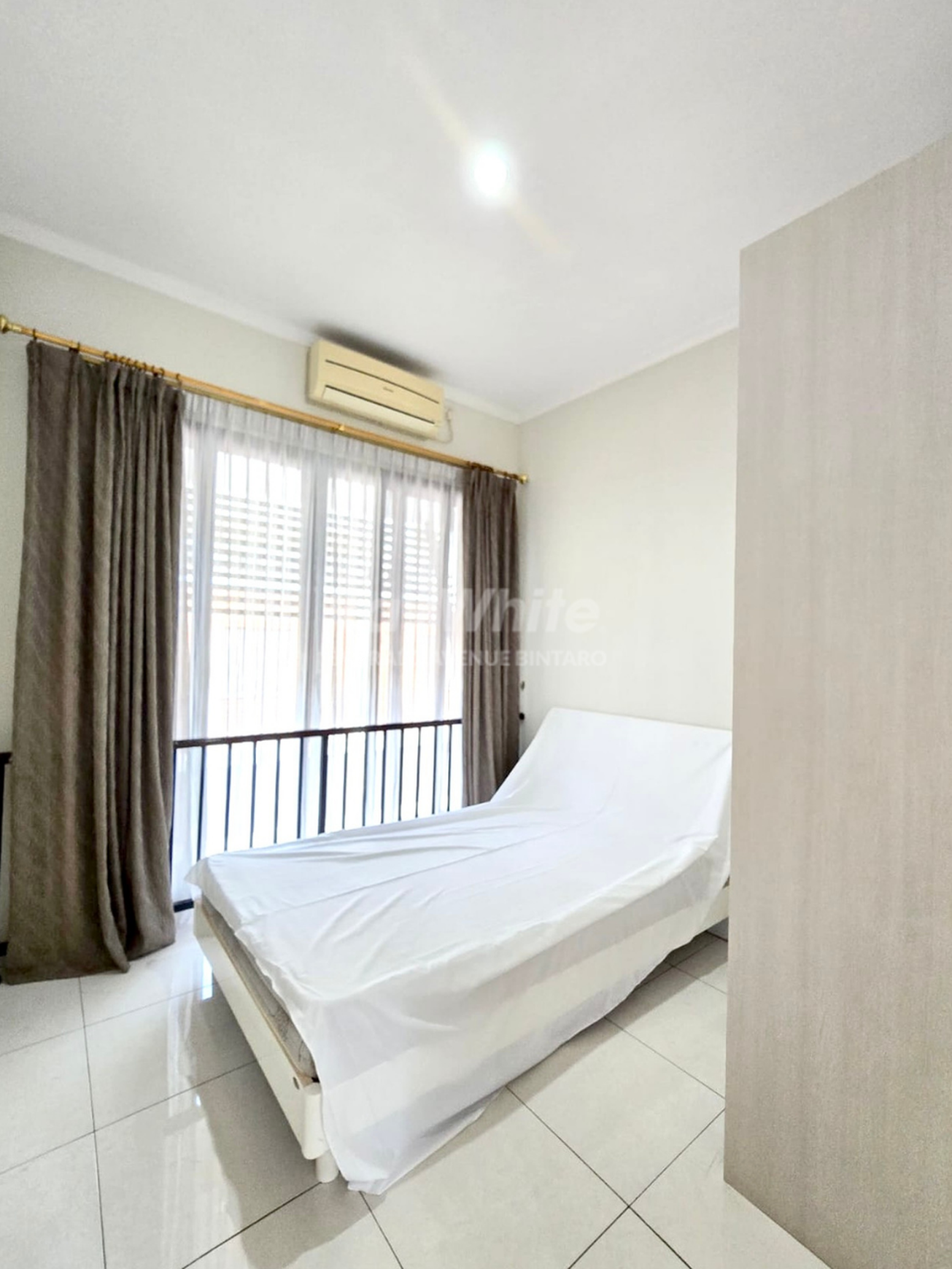 Rumah 2 Lantai 4KT di District Discovery Terra Bintaro Jaya Dekat Sekolah Internasional
