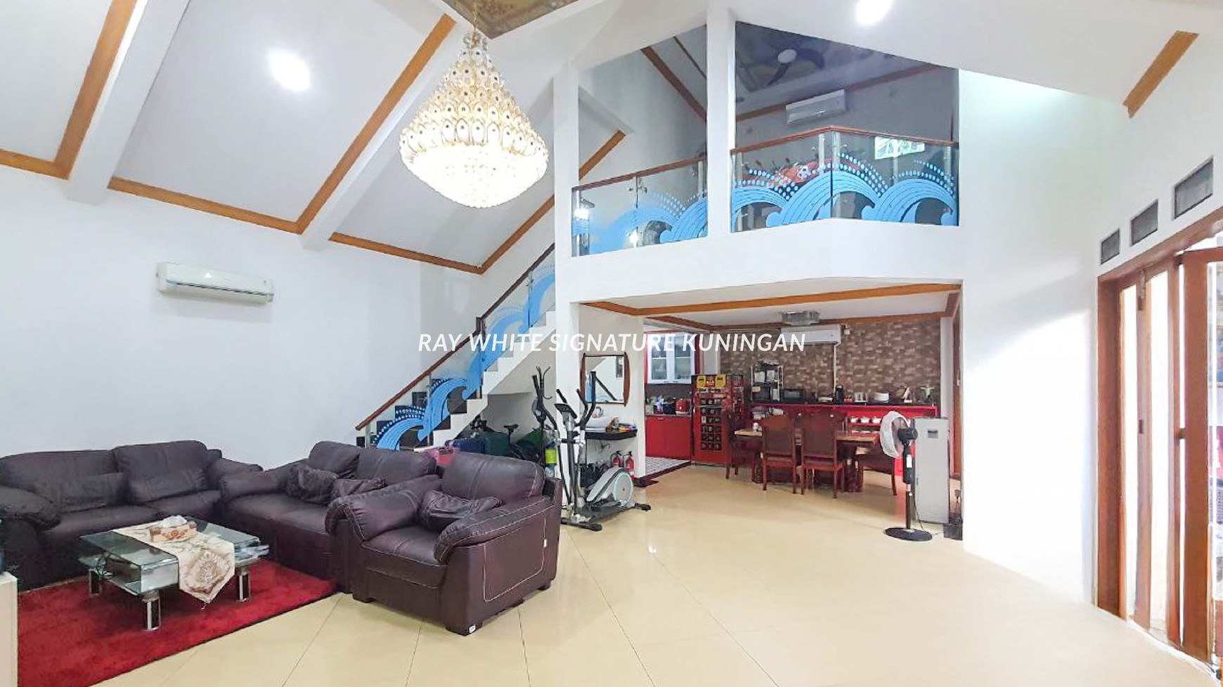 Dijual Rumah Layak Huni Posisi Hook Lokasi Tenang dan Asri di Jl Elang Malindo Cipinang