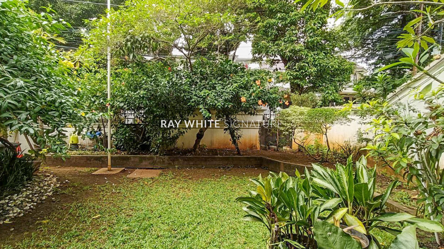 Dijual Rumah Tua di Jl Sungai Sambas III Kebayoran Lama