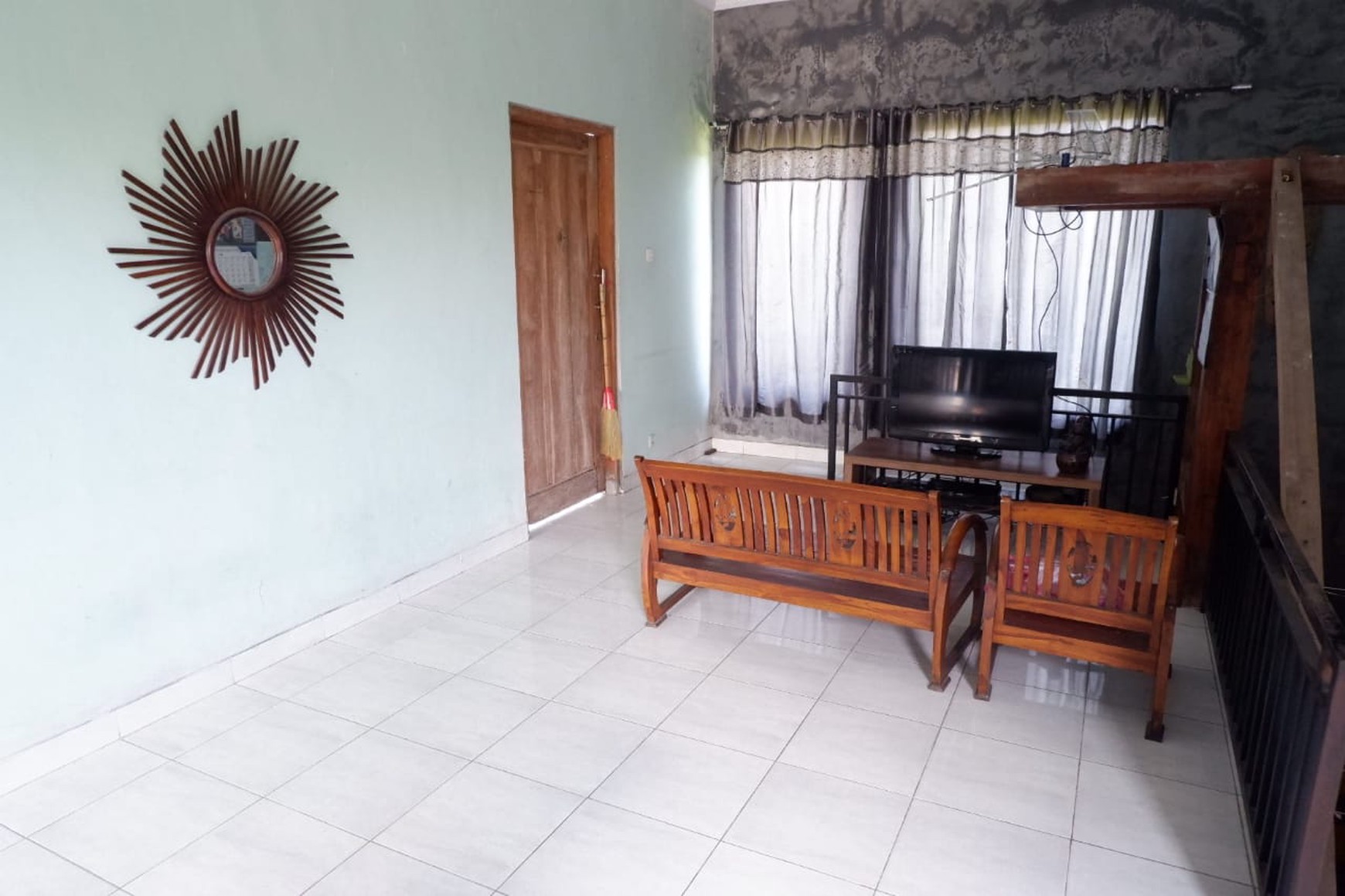 RUMAH TINGGAL 2LANTAI, DEKAT DARI KIDS FUN, SLEMAN