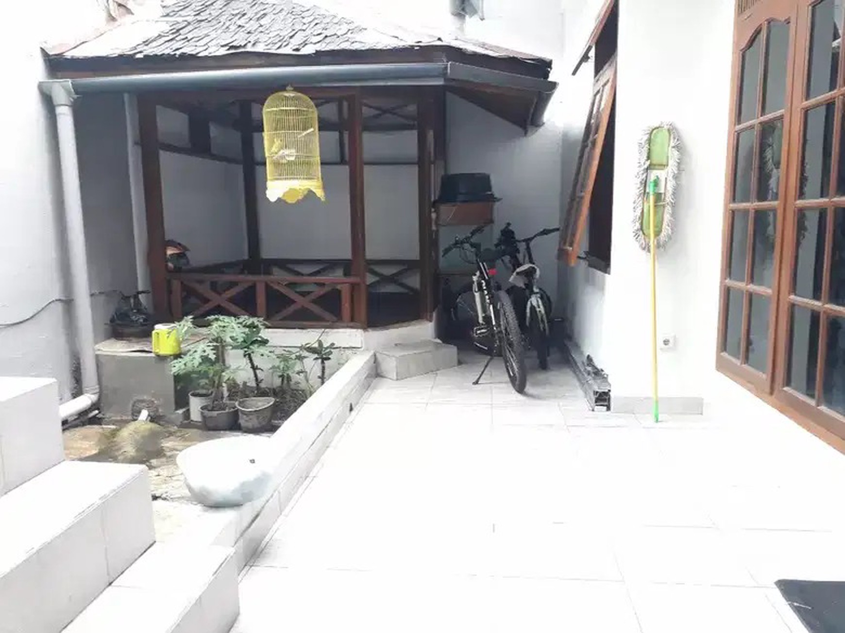 rumah di jl semarang