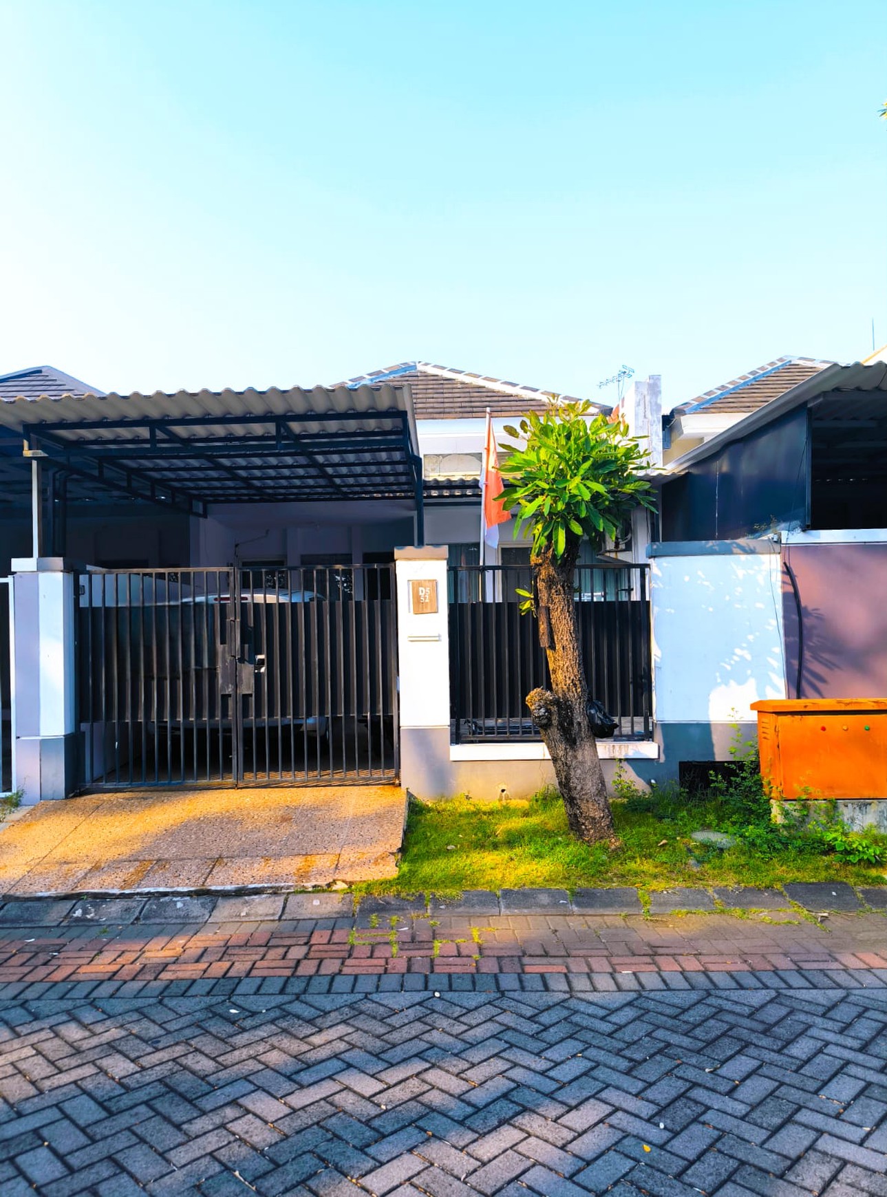 Jual Rumah Alam Galaxy 1M-an Dekat Pakuwon Citraland Surabaya