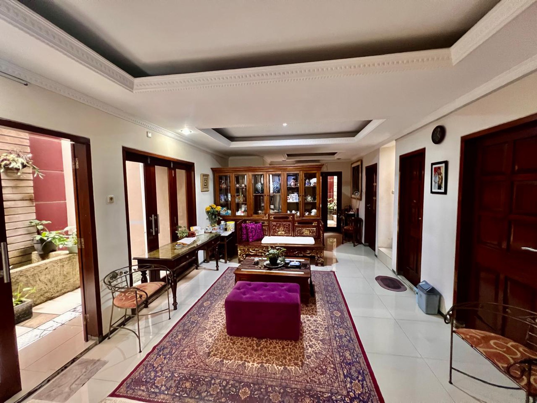 DiJual Cepat Rumah dalam ruangan rapih ,bagus di Villa Bintaro Regency