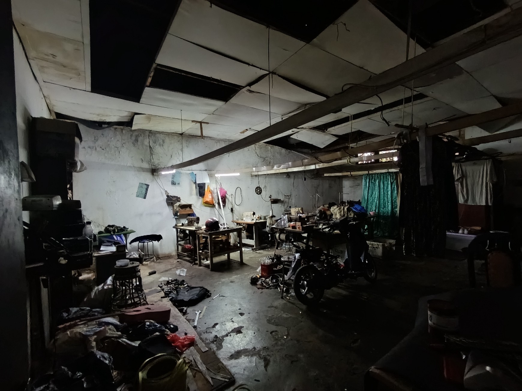 Dijual Rumah bangunan lama hitung tanah Jl. Cendrawasih Petukangan Selatan, Pesanggrahan, Jakarta Selatan.