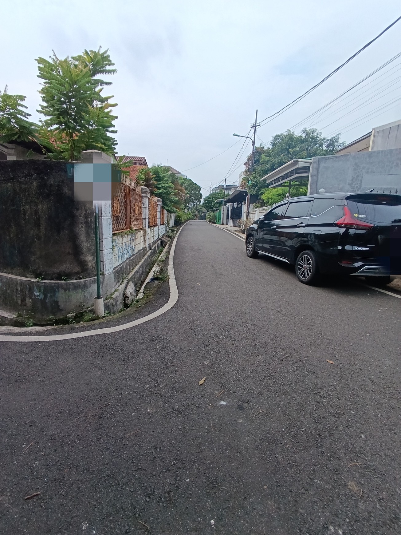 Dijual Rumah bangunan lama hitung tanah Jl. Cendrawasih Petukangan Selatan, Pesanggrahan, Jakarta Selatan.