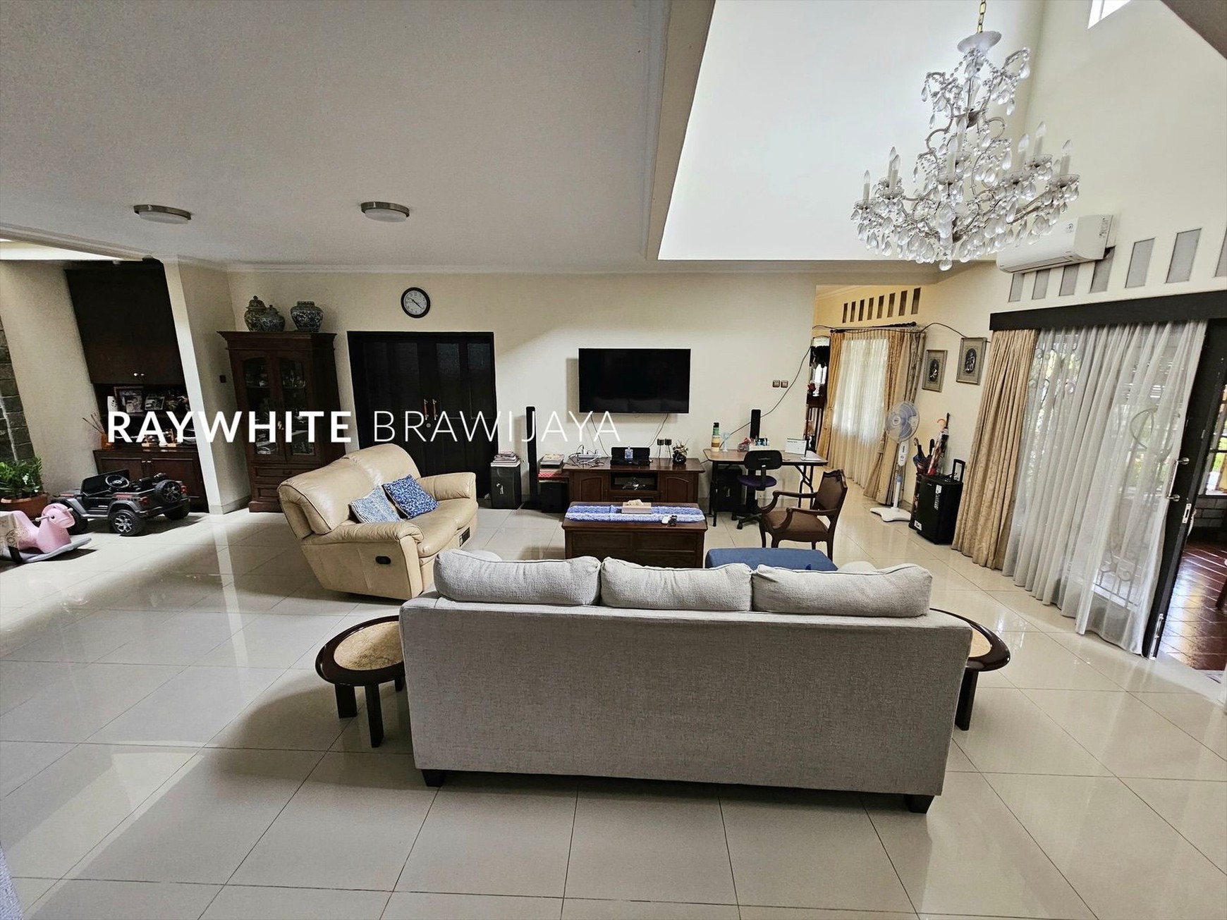 Rumah Siap Huni Dalam Kompleks Villa Delima Lebak Bulus
