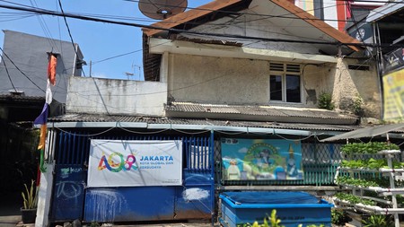 Dijual Rumah Tua, Komersil untuk kantor, krekot, Jakarta Pusat