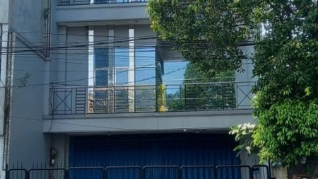 DIJUAL / DISEWAKAAN RUKO SIAP PAKAI DI KAWASAN KOMERSIAL PASAR GENTENG