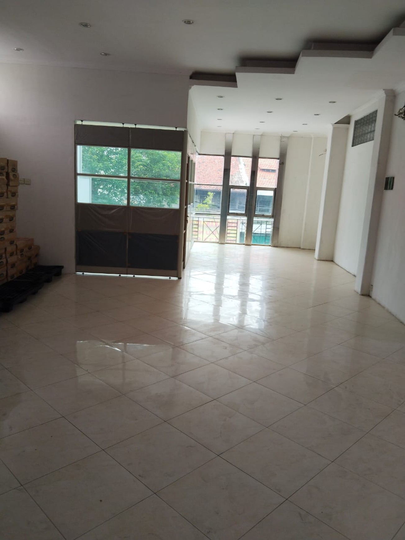 DIJUAL / DISEWAKAAN RUKO SIAP PAKAI DI KAWASAN KOMERSIAL PASAR GENTENG