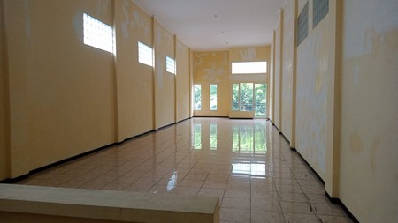 DIJUAL/DISEWAKAN RUKO TERLETAK DI AREA KOMERSIAL  JL. PENGAMPON  