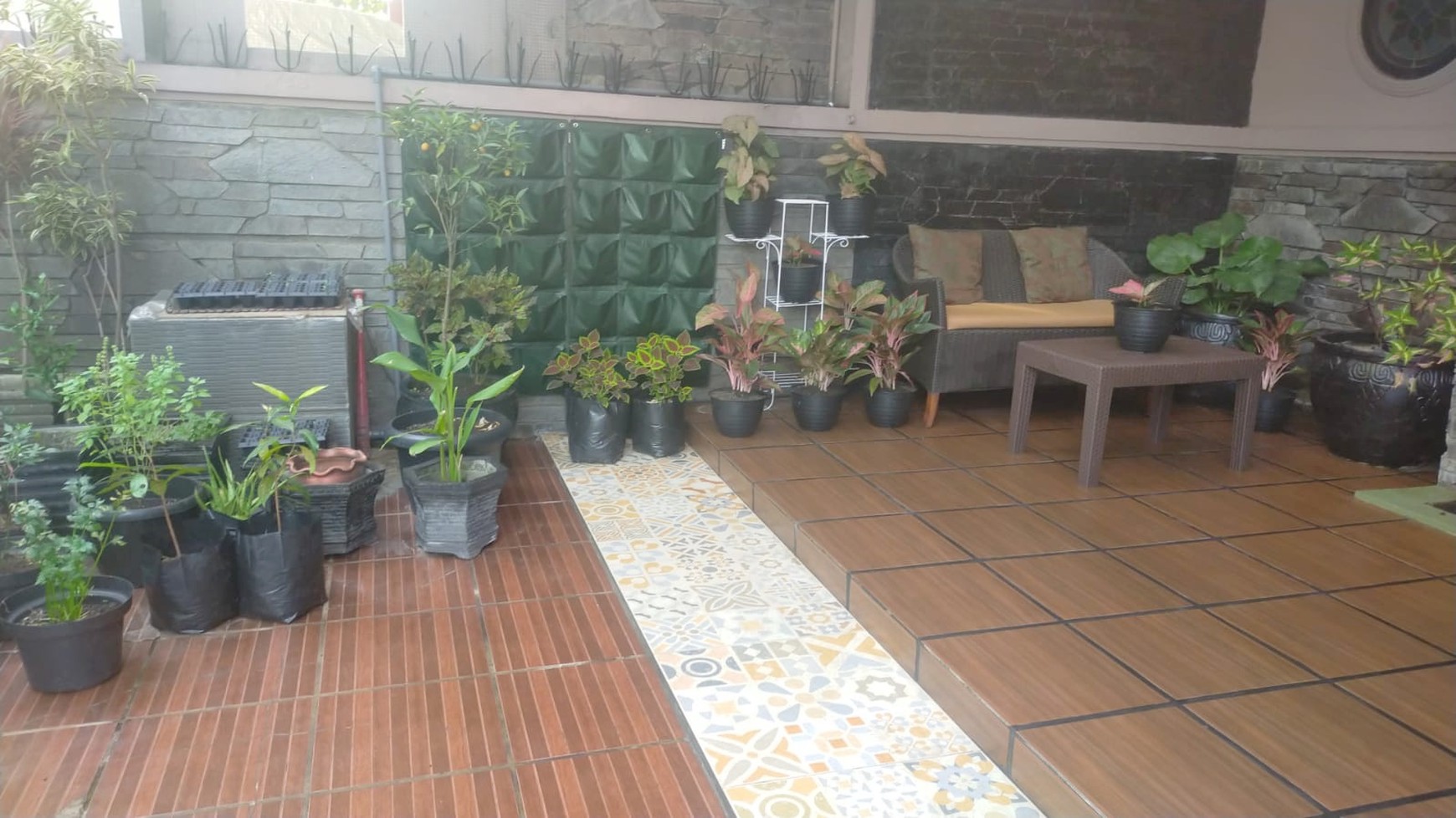 Rumah Mewah Eksklusif Nyaman Terawat Siap Huni Di Antapani Bandung