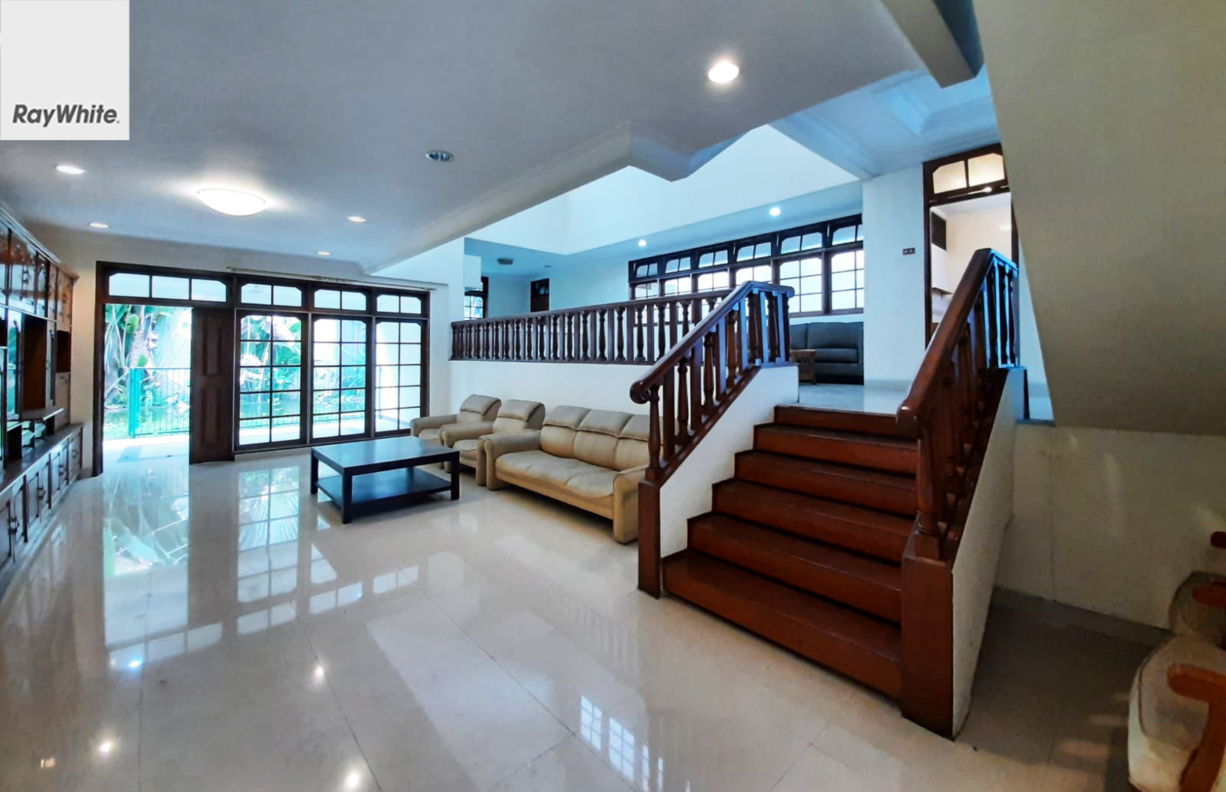 FOR SALE Rumah 2 Lantai di Duta Permai Pondok Indah Jakarta Selatan