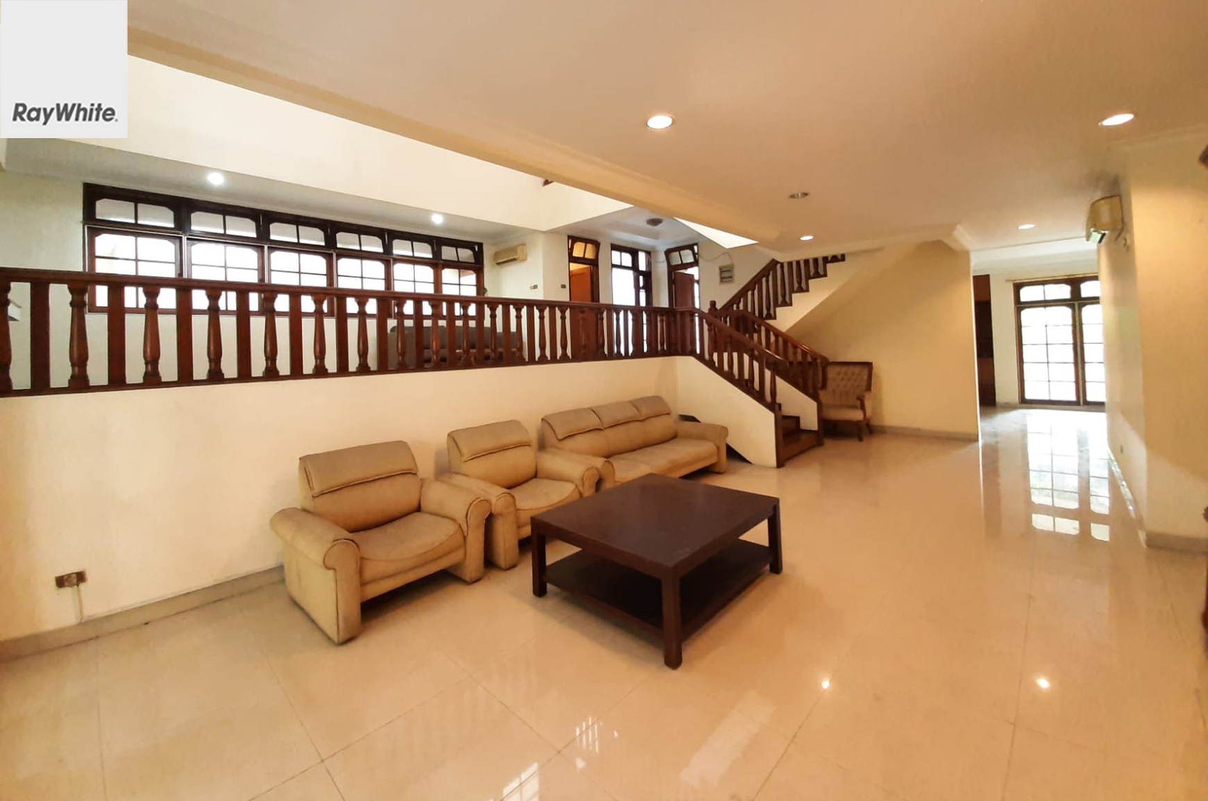 FOR SALE Rumah 2 Lantai di Duta Permai Pondok Indah Jakarta Selatan