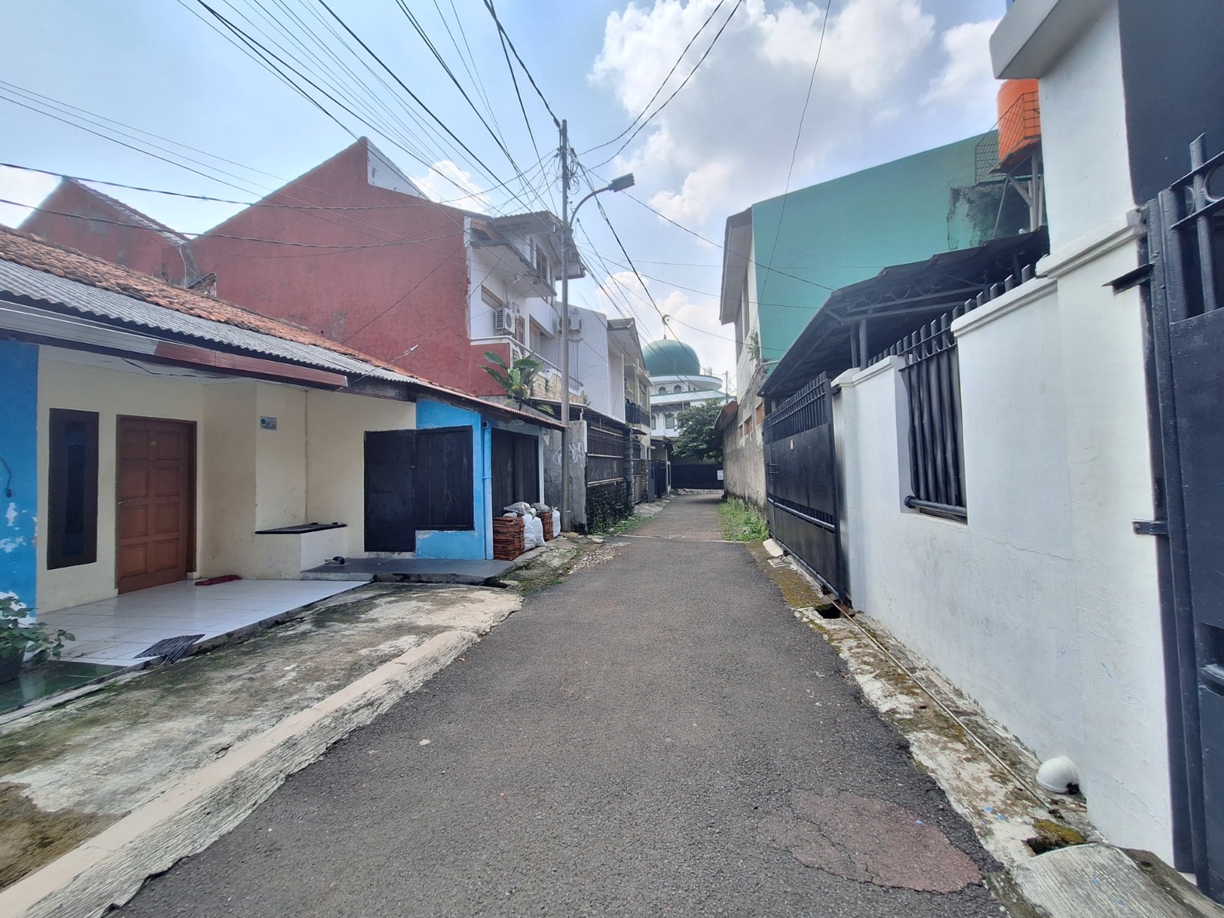 Rumah Hitung Tanah di Lebak Bulus Luas 113 m2 Dekat MRT