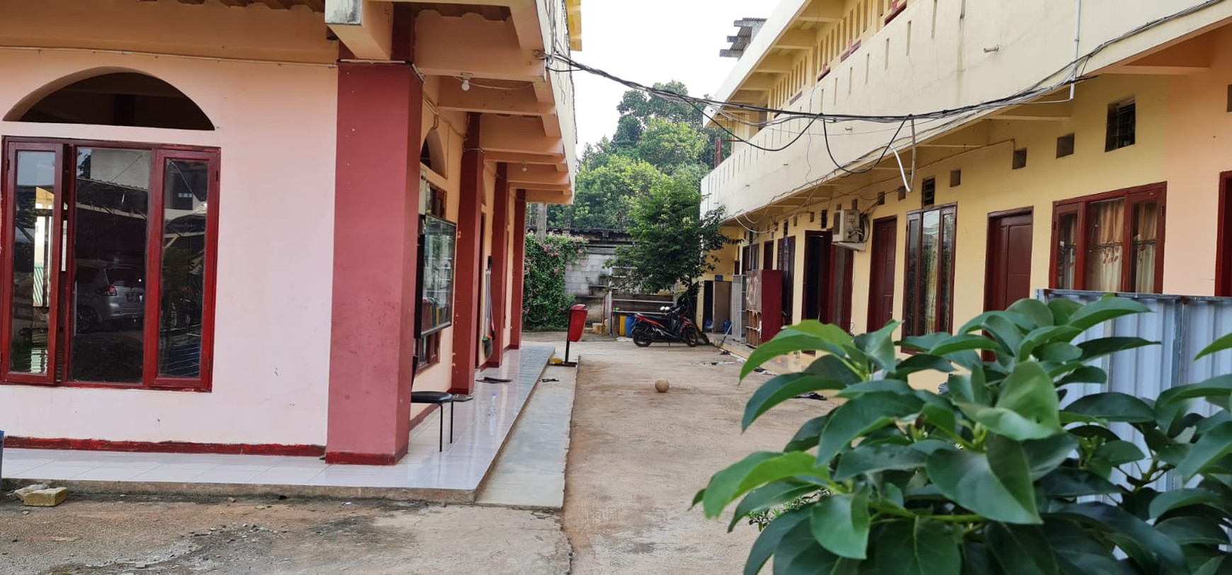 Di Jual Gedung Ex Pesantren Murah Siap Pakai Bebas Banjir Di Setu Bekasi