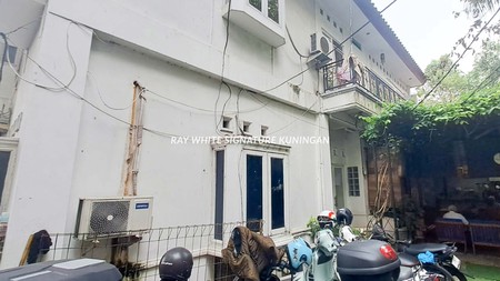 Rumah Hook Cocok Untuk Kantor atau Usaha di Panglima Polim 