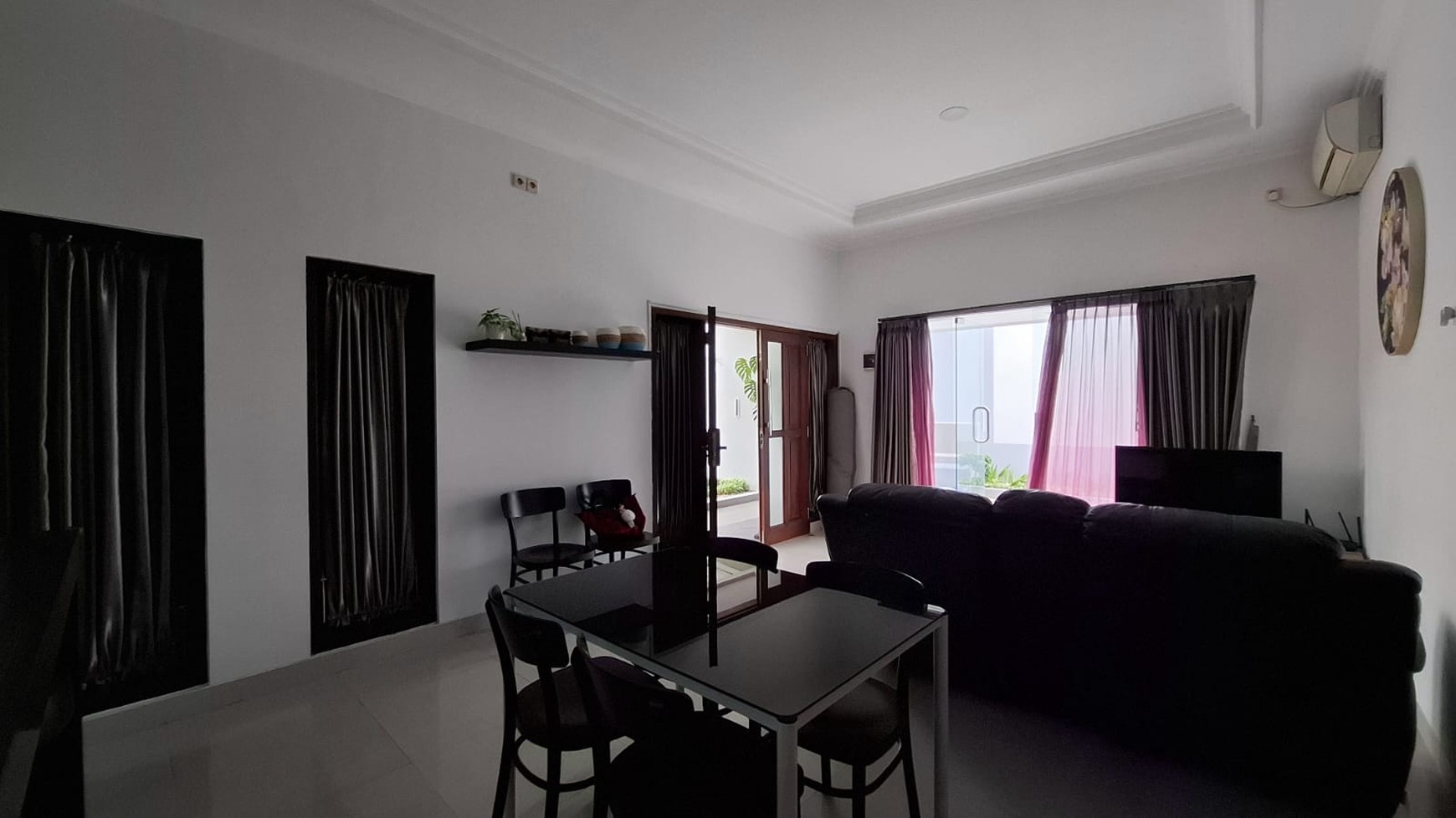 Rumah Mewah 2 Lantai dalam Perumahan Lokasi Dekat Kampus UPN di Babarsari Depok Sleman 