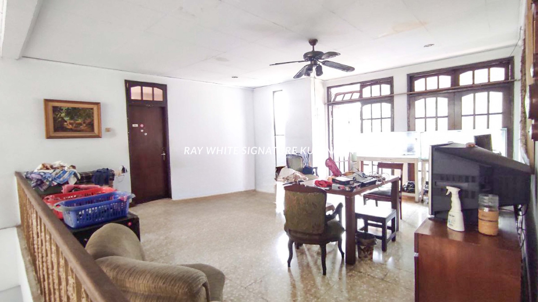 Rumah Tua Hitung Tanah Cocok Untuk Usaha Kost di Kalibata Utara