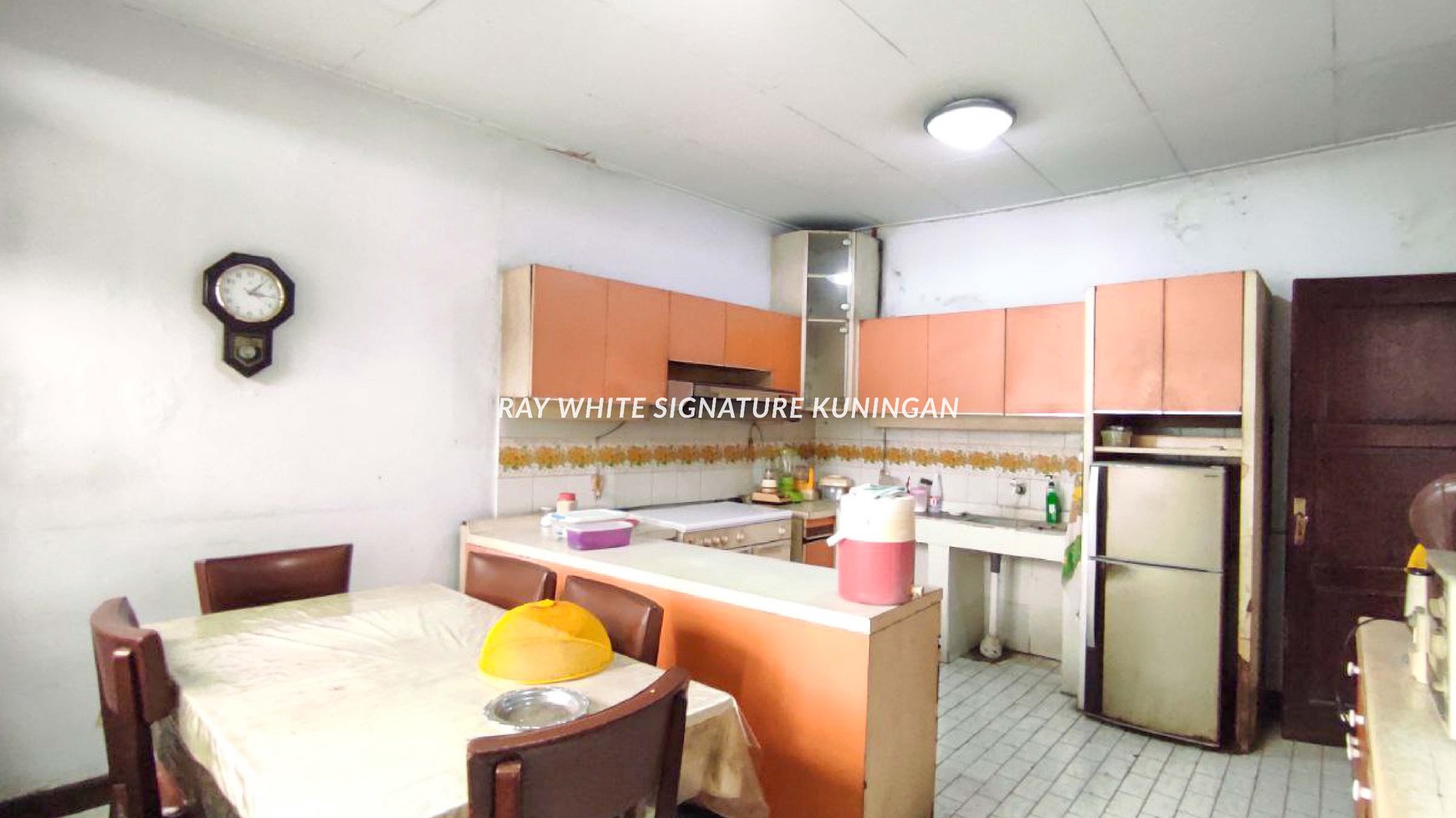 Rumah Tua Hitung Tanah Cocok Untuk Usaha Kost di Kalibata Utara