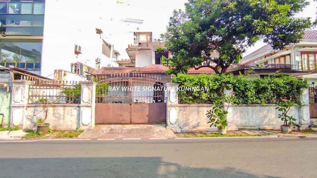 Rumah Tua Cocok Untuk Usaha Kost Kostan atau Hunian di Jl Kalibata Utara
