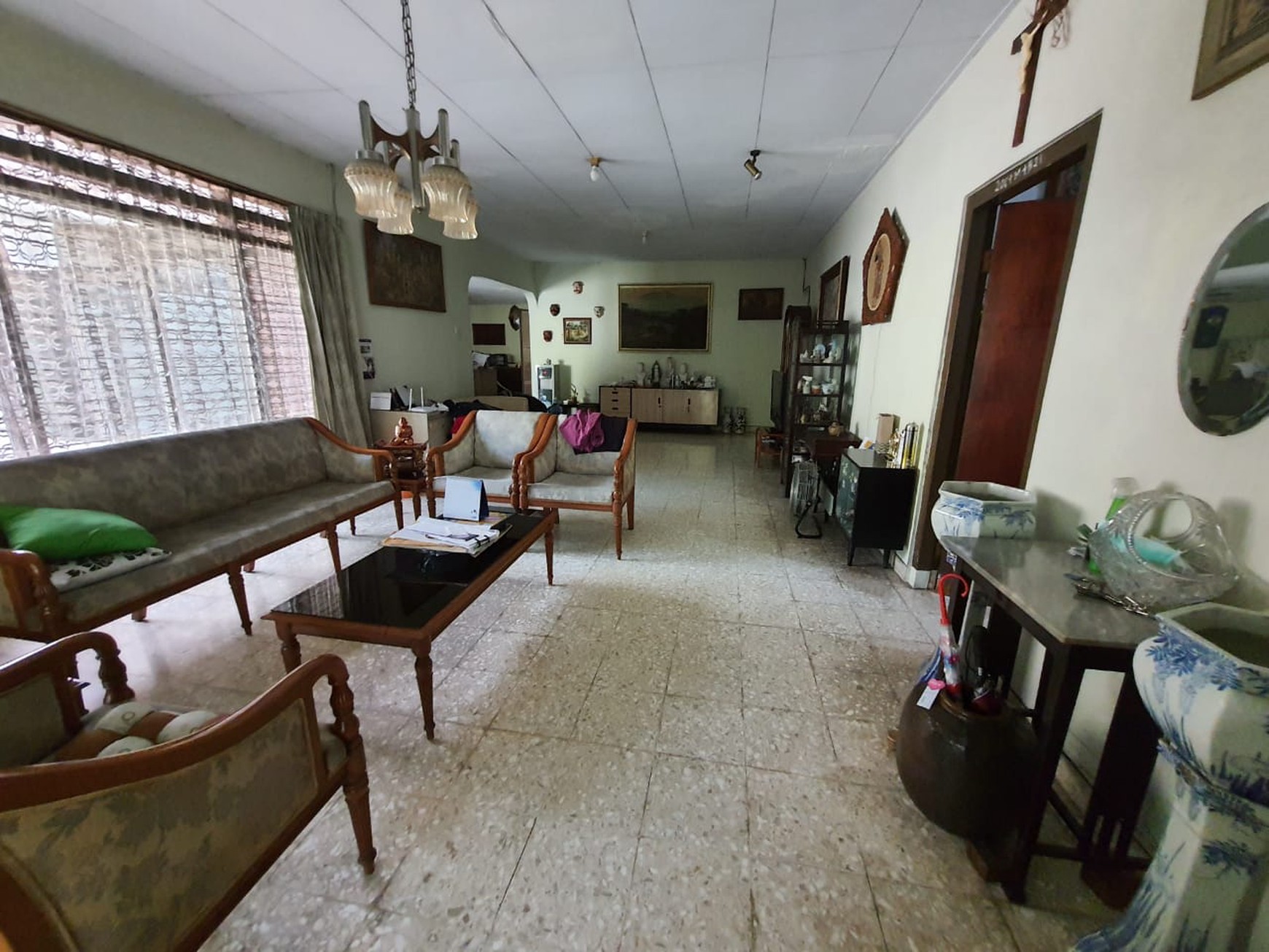 Di Jual Rumah Lama Jl Tebet Barat IV - Jakarta Selatan