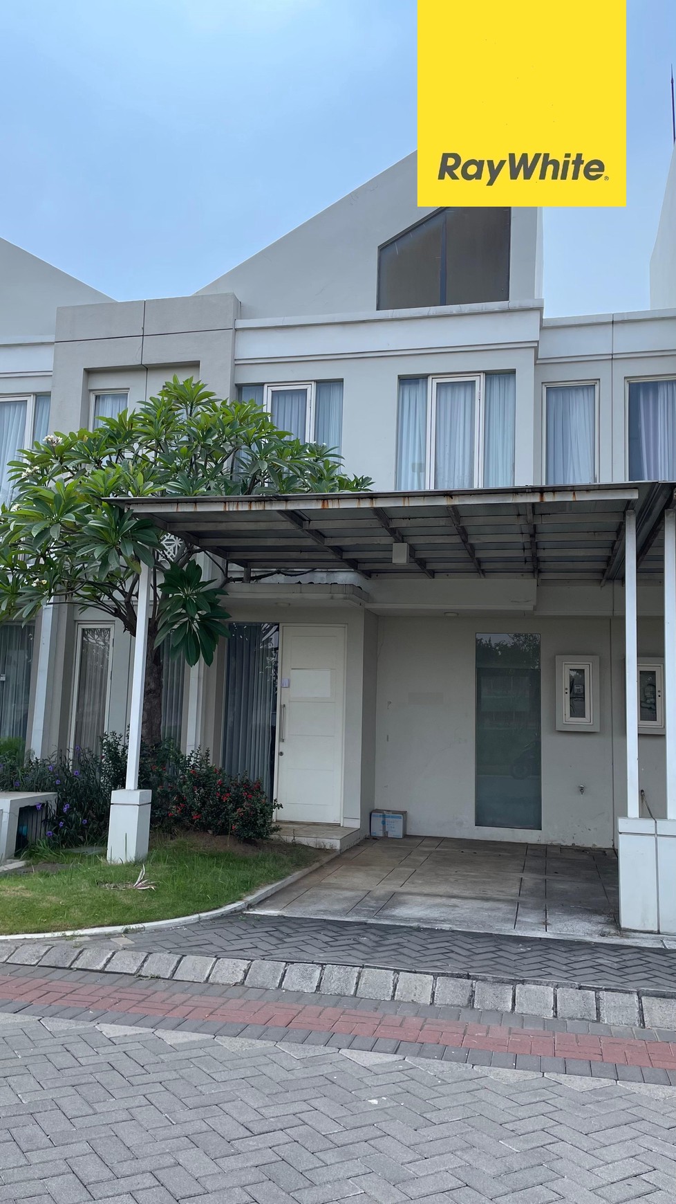 Dijual Aset Lelang Rumah Di Grand Pakuwon Surabaya