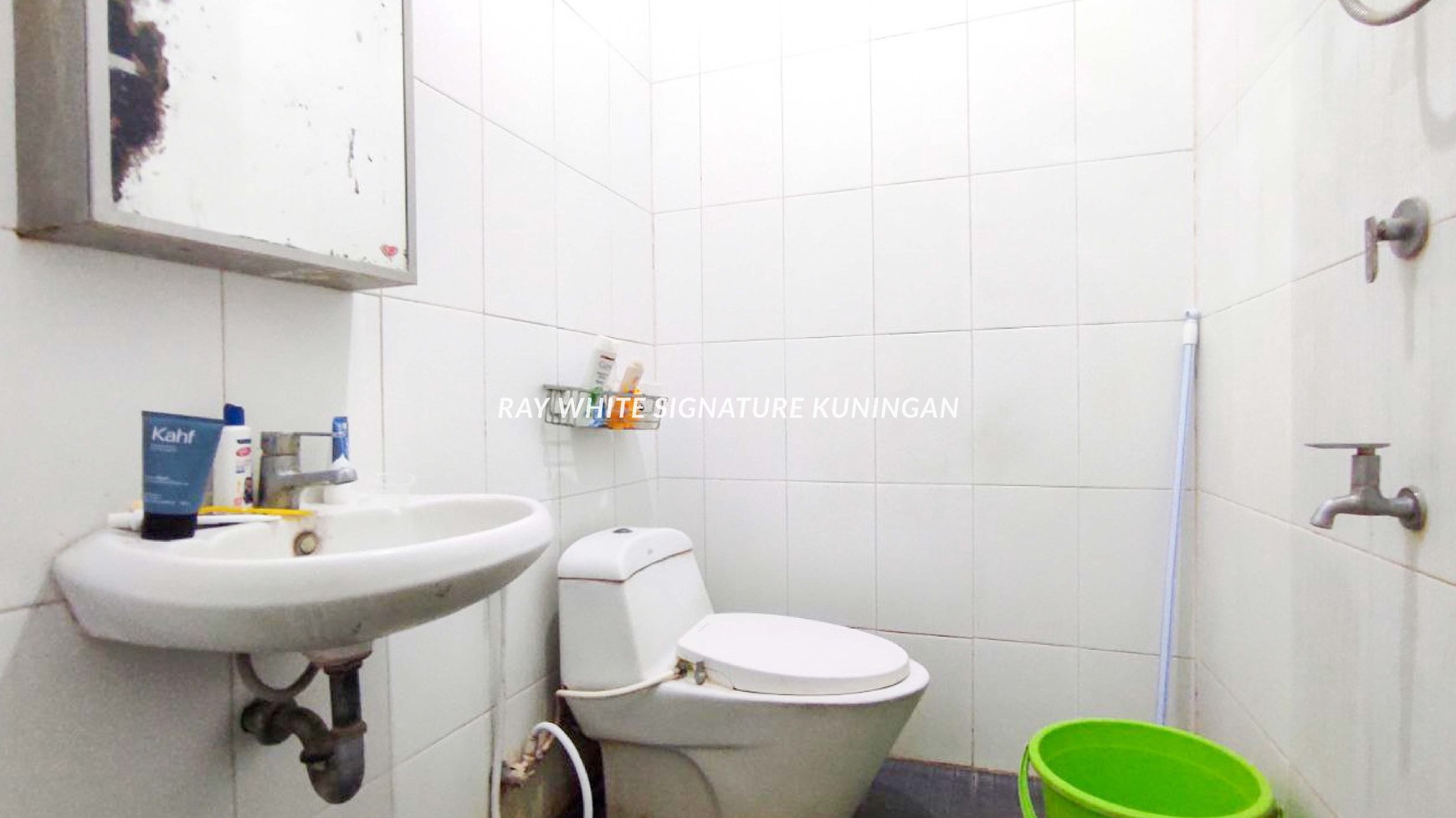 Dijual Rumah Siap Huni Di  Kemangisan Pulo Palmerah 